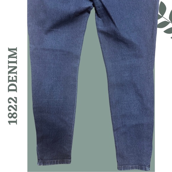 🛍️3/$40 1822 Denim Skinny Blue Jeans Ankle
Zipper Detail  Size 10 - Picture 4 of 7